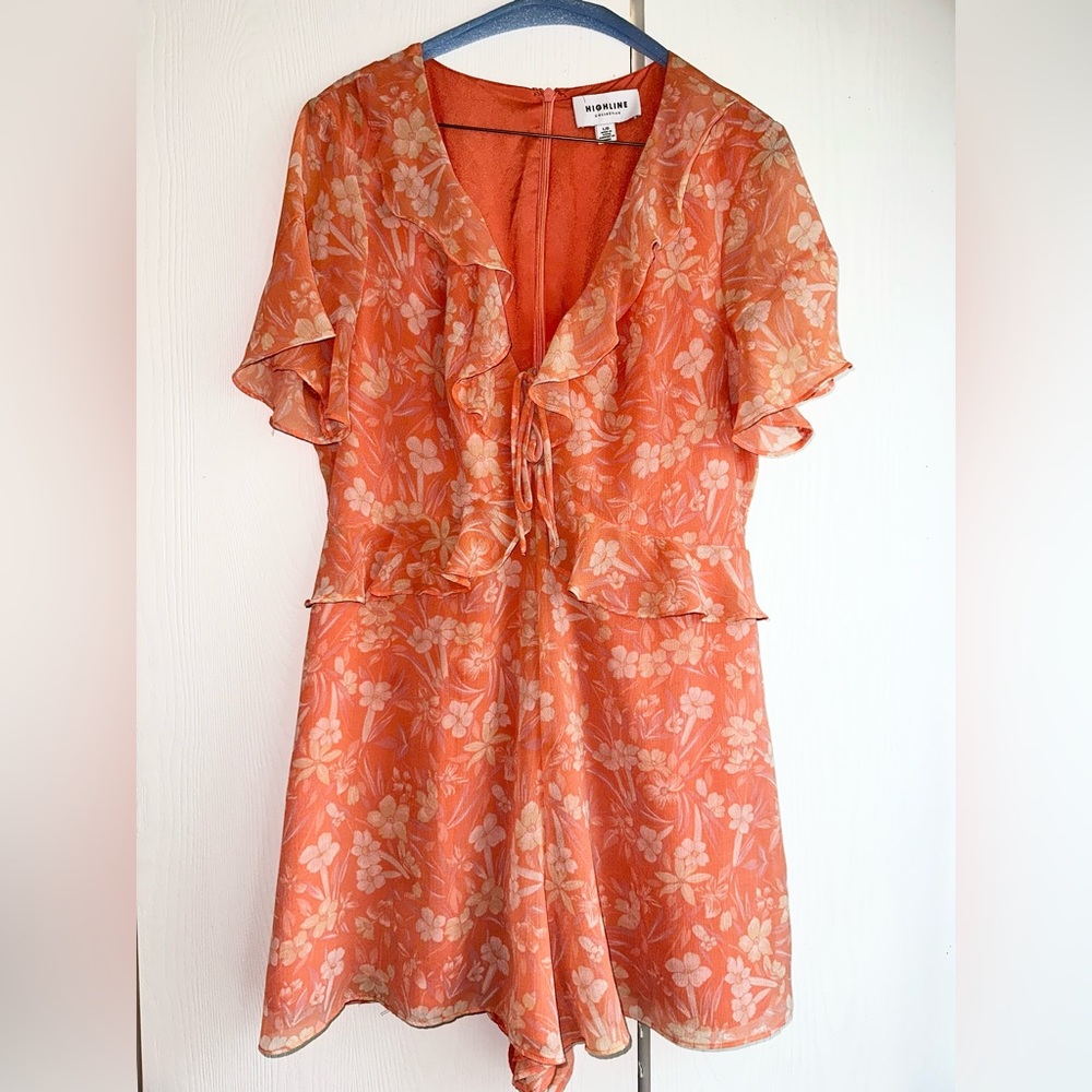 Highline Collective Spring Summer Romper Floral Print Coral Color Size L